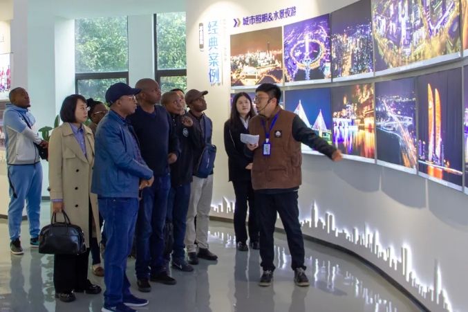 【yh86银河国际快讯】“赞比亚贵宾莅临，共绘合作新篇章”